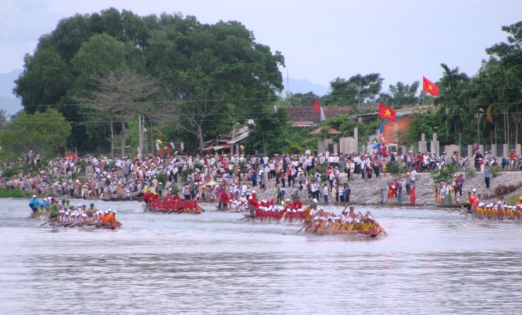  Sông Kiến Giang mùa đua bơi.