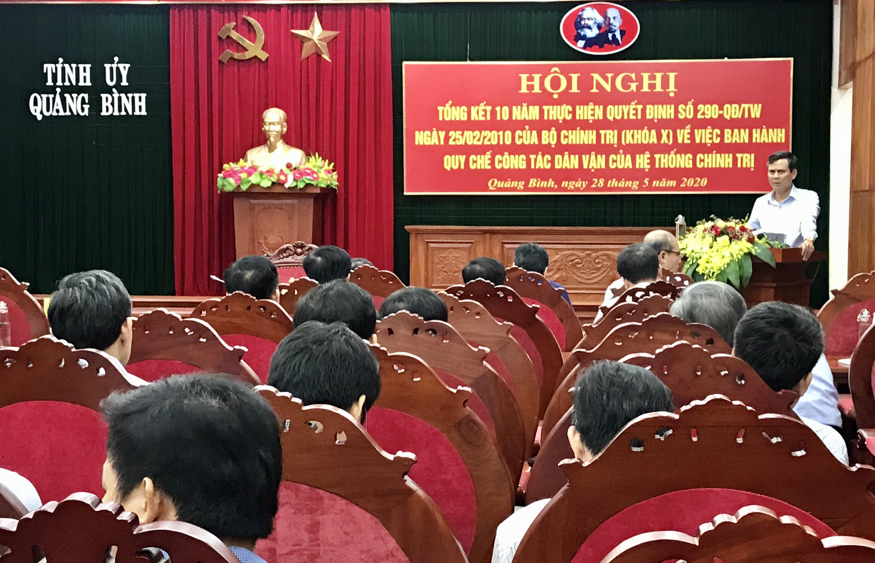 Đồng chí Phó Bí thư Thường trực Tỉnh ủy Trần Thắng phát biểu chỉ đạo hội nghị