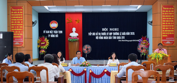 Tổ đại biểu HĐND tỉnh tiếp xúc với cử tri TP. Đồng Hới trước kỳ họp thường lệ giữa năm 2020, HĐND tỉnh khóa XVII tại phường Đức Ninh Đông.