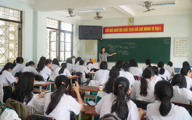  Kỳ thi vào lớp 10 năm học 2020-2021, Trường THPT chuyên Võ Nguyên Giáp sẽ tuyển 425 học sinh.