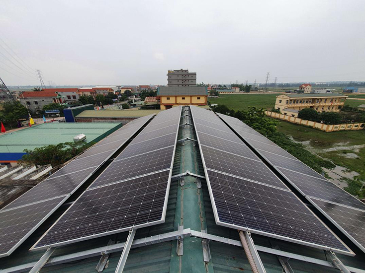 Sử dụng điện mặt trời mái nhà sẽ góp phần bảo đảm cả về lợi ích kinh tế cho chủ đầu tư lẫn an ninh năng lượng quốc gia. 