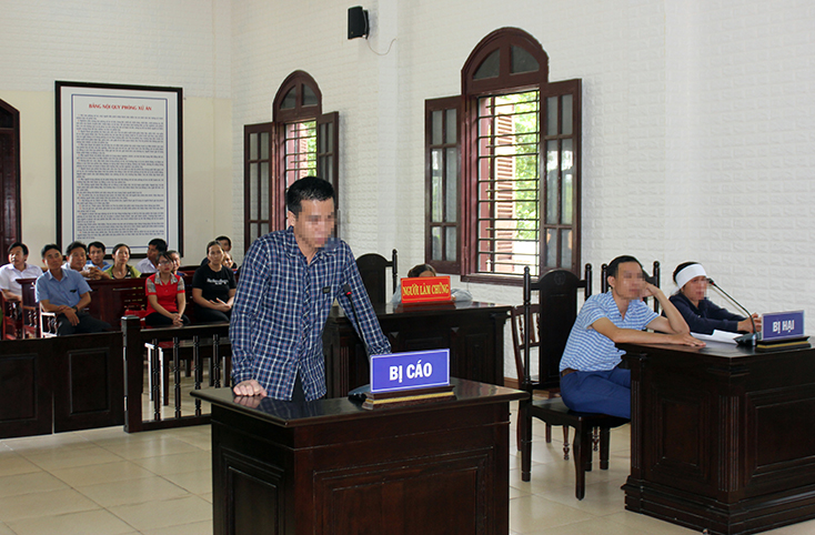 Bị cáo Hoàng Văn Phương tại phiên tòa sơ thẩm.
