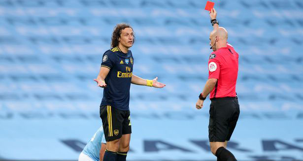  David Luiz dính thẻ đỏ trực tiếp