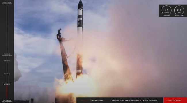 Tên lửa Electron của Rocket Lab cất cánh với bảy vệ tinh trên tàu trong vụ phóng từ bán đảo Mahia, New Zealand vào sáng sớm 5 -7 theo giờ Việt Nam. Vụ phóng không đạt được quỹ đạo, bảy vệ tinh của khách hàng bị mất. Ảnh: Rocket Lab.
