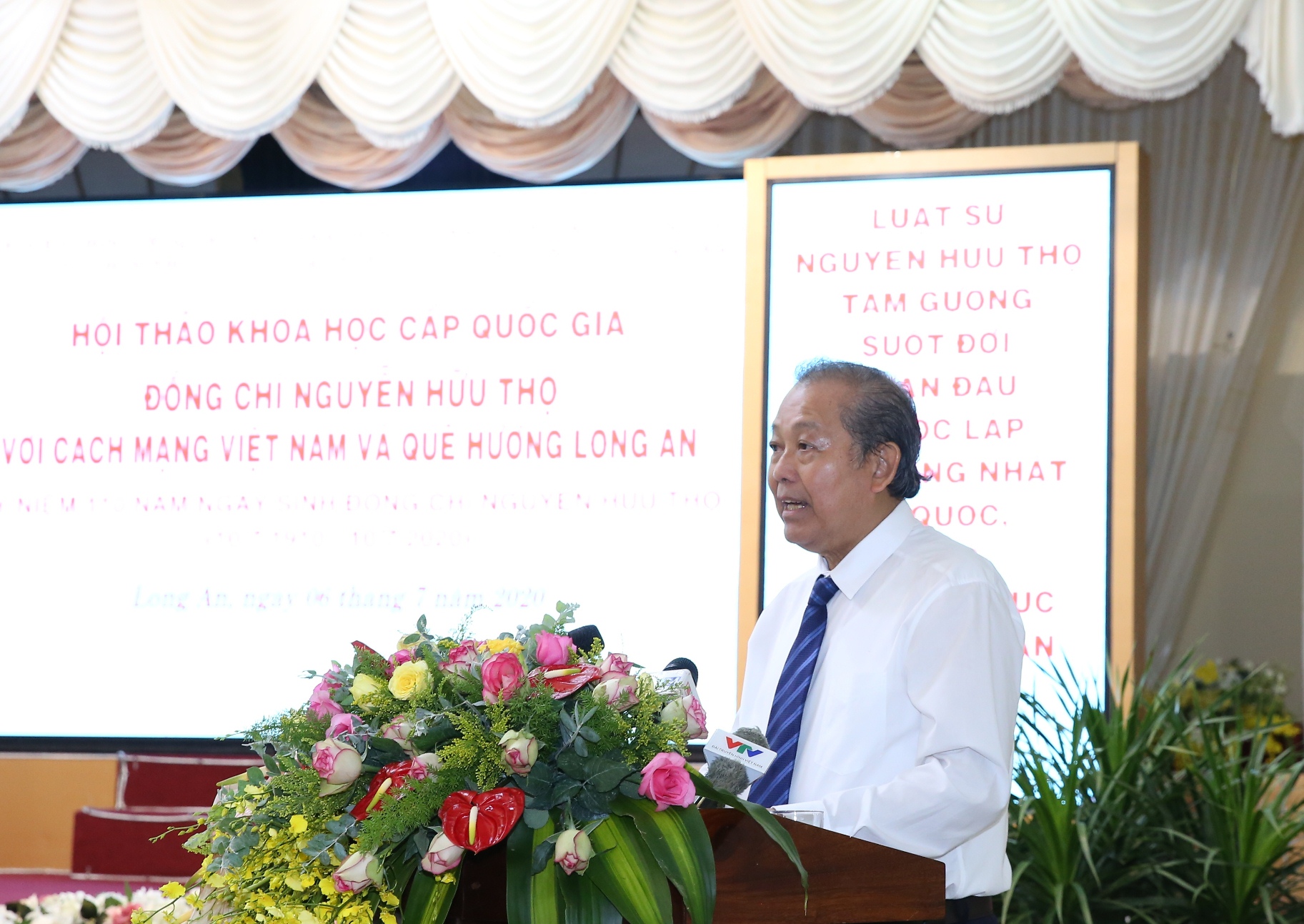  Ủy viên Bộ Chính trị, Phó Thủ tướng Thường trực Chính phủ Trương Hòa Bình phát biểu tại Hội thảo. Ảnh: VGP/Mạnh Hùng