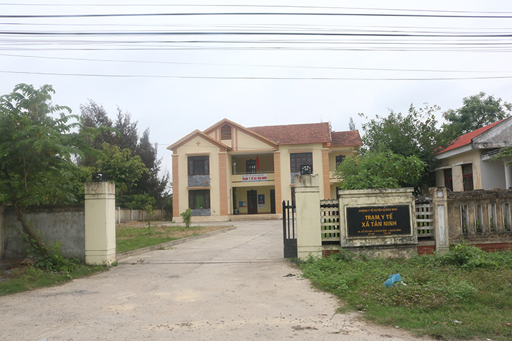 Trạm Y tế xã Tân Ninh, nơi ông Lê Văn Thái từng công tác và có nhiều nội dung khiếu nại, phản ánh. 