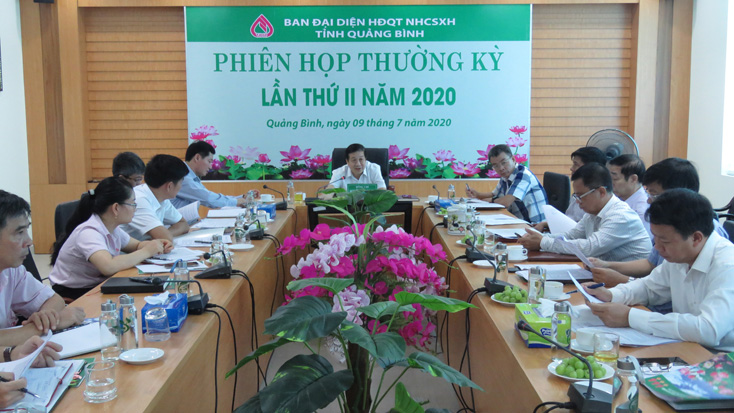 Đồng chí Nguyễn Xuân Quảng, Phó Chủ tịch Thường trực UBND tỉnh, Trưởng Ban đại diện HĐQT NHCSXH tỉnh kết luận phiên họp.