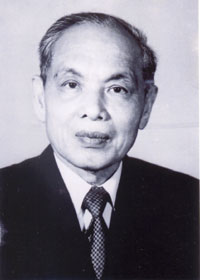 Đồng chí Nguyễn Duy Trinh.