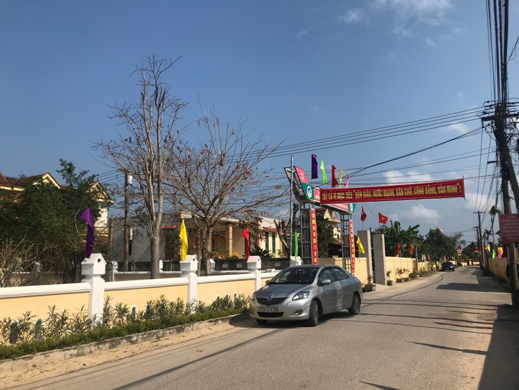   Sự khởi sắc toàn diện qua thực hiện CVĐ “Toàn dân đoàn kết xây dựng nông thôn mới, đô thị văn minh” tại KDC Phan Xá, xã Xuân Thủy, huyện Lệ Thủy.