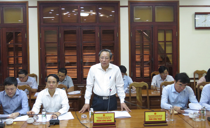 Đồng chí Bí thư Tỉnh ủy Hoàng Đăng Quang phát biểu tại buổi làm việc.