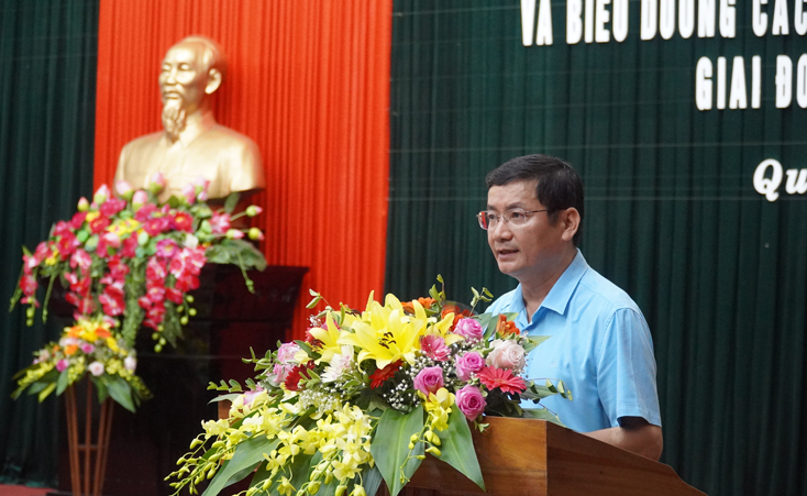 Đồng chí Phó Chủ tịch UBND tỉnh  Trần Tiến Dũng ghi nhận những thành tích xuất sắc trong 5 năm triển khai xây dựng các mô hình học tập theo Quyết định 281/QĐ-TTg của Thủ Tướng Chính phủ trên địa bàn toàn tỉnh.