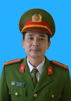   Trung tá Võ Xuân Lộc. 