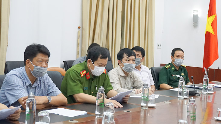 Các đại biểu dự họp tại điểm cầu tỉnh Quảng Bình.