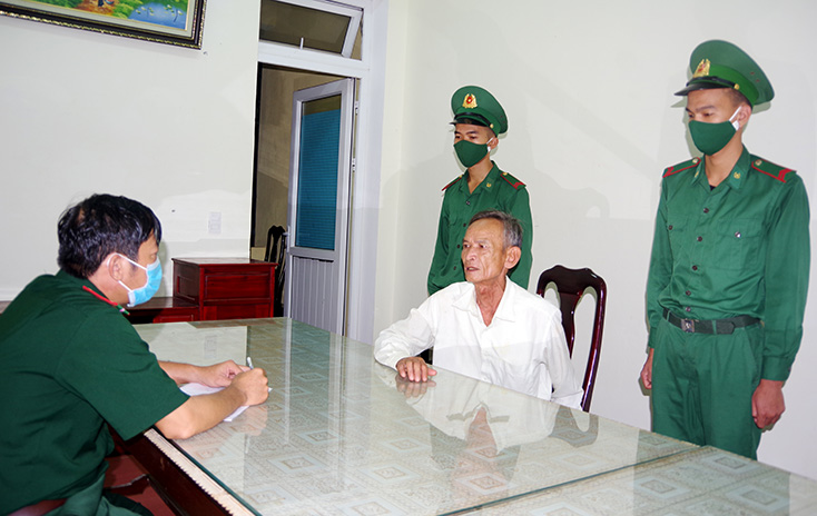 BĐBP Quảng Bình đang tiến hành lấy lời khai từng đối tượng trong chuyên án.
