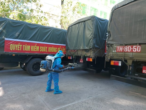  Hàng từ Kho dữ trữ Quốc gia ở Hà Nội và Thành phố Hồ Chí Minh tập kết an toàn tại Đà Nẵng. (Ảnh: PV/Vietnam+)