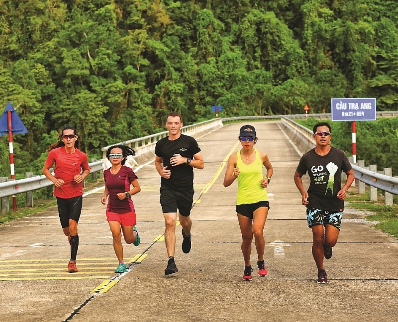 : Giải Marathon khám phá Quảng Bình năm 2020 dự kiến tổ chức tại Phong Nha- Kẻ Bàng bị hoãn do diễn biến phức tạp của dịch Covid-19.