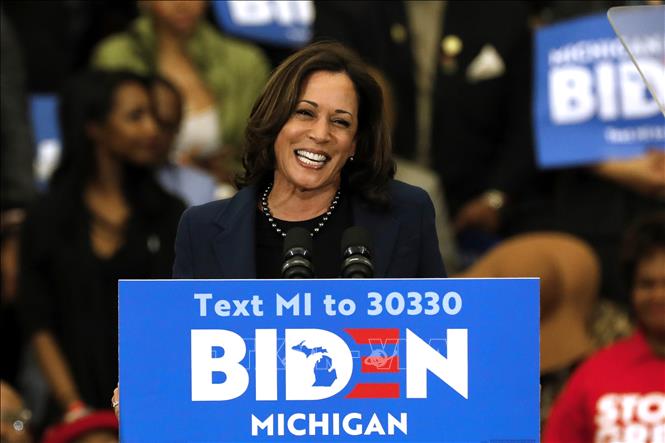  Thượng nghị sĩ Dân chủ Kamala Harris trong cuộc vận động tranh cử ở Detroit, Michigan (Mỹ) ngày 9-3-2020. Ảnh: AFP/TTXVN