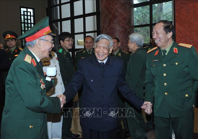 Nguyên Tổng Bí thư Lê Khả Phiêu tại buổi gặp mặt các đại biểu là cán bộ cao cấp quân đội đã nghỉ hưu, nghỉ công tác trên địa bàn thủ đô Hà Nội, do Quân ủy Trung ương - Bộ Quốc phòng tổ chức, ngày 30-1-2016. Ảnh: Trọng Đức/TTXVN
