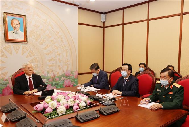 Tổng Bí thư, Chủ tịch nước Nguyễn Phú Trọng điện đàm trực tiếp với Tổng Bí thư, Chủ tịch nước Lào Bounnhang Vorachith. Ảnh: Trí Dũng/TTXVN