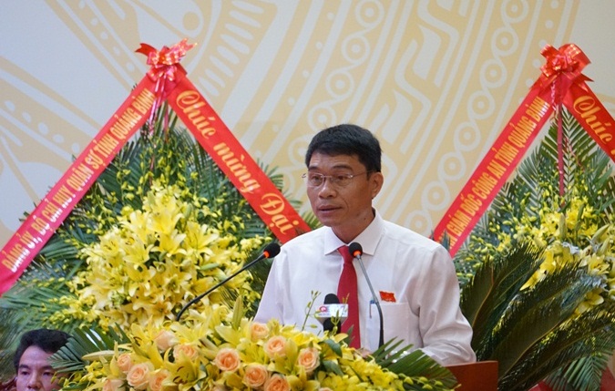 Đồng chí Bí thư Huyện ủy Minh Hóa Bùi Anh Tuấn phát biểu khai mạc đại hội