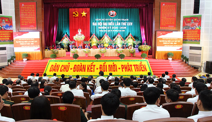 Khai mạc đại hội đại biểu huyện Quảng Trạch lần thứ XXV