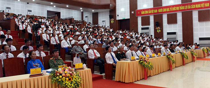 Các đại biểu tham dự đại hội 