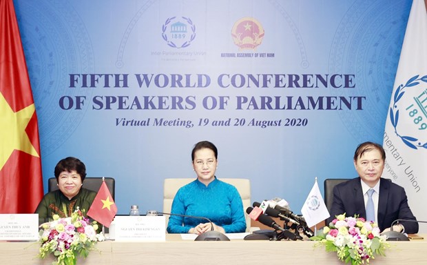 Chủ tịch Quốc hội Nguyễn Thị Kim Ngân phát biểu với tại phiên thảo luận chuyên đề ''Thúc đẩy hành động của Nghị viện đối với tình trạng khẩn cấp biến đổi khí hậu''. (Ảnh: Trọng Đức/TTXVN)