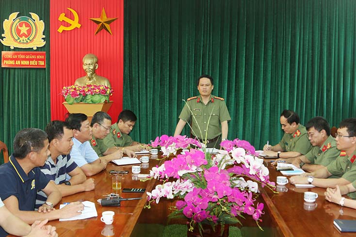Đồng chí Đại tá Bùi Quang Thanh, Phó Giám đốc Công an tỉnh, Trưởng Ban Chuyên án chỉ đạo công tác phá án