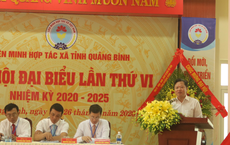 Đồng chí Nguyễn Tiến Hoàng, Tỉnh ủy viên, Phó Chủ tịch UBND tỉnh phát biểu tại Đại hội