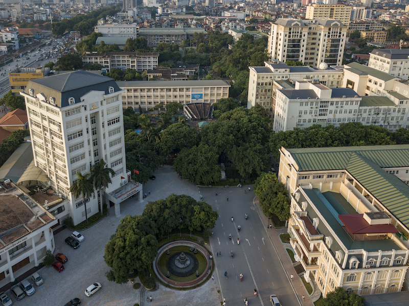 Khung cảnh Đại học Quốc gia Hà Nội từ trên cao tại địa chỉ 144 Xuân Thuỷ (Cầu Giấy, Hà Nội)