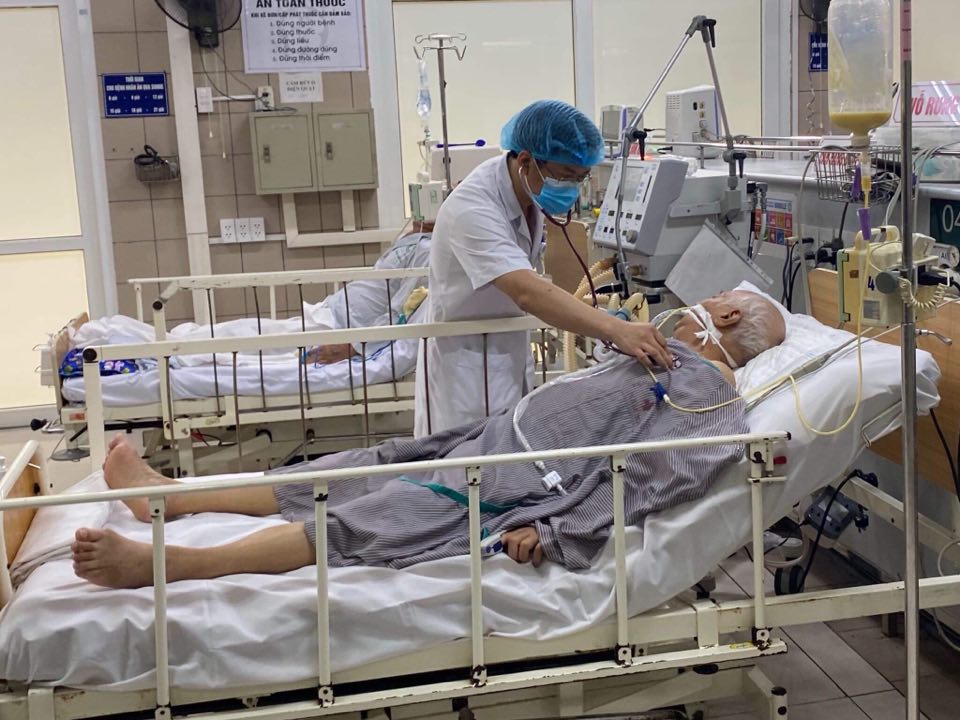  Ca bệnh ngộ độc botulinum điều trị tại Bệnh viện Bạch Mai. Ảnh: LH