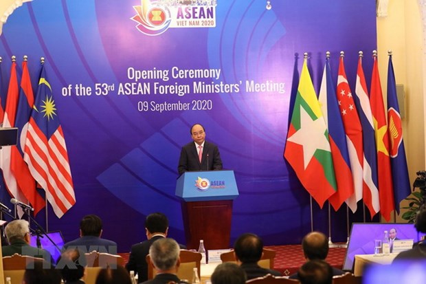 Thủ tướng Nguyễn Xuân Phúc, Chủ tịch ASEAN 2020, phát biểu. (Ảnh: Lâm Khánh/TTXVN)