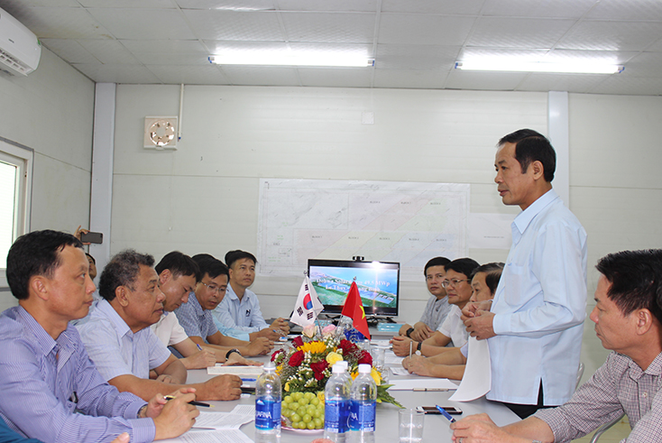 Đồng chí Trần Công Thuật, Phó Bí thư Tỉnh ủy, Chủ tịch UBND tỉnh phát biểu chỉ đạo tại buổi làm việc.