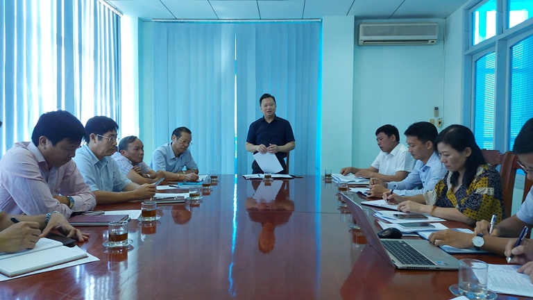 Đồng chí Phó Chủ tịch UBND tỉnh Nguyễn Tiến Hoàng kết luận buổi làm việc.
