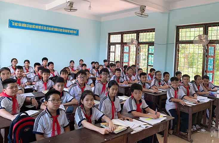 Trường THCS Hải Đình ổn định hoạt động dạy và học trong điều kiện cơ sở vật chất được tu sửa, nâng cấp khang trang, sạch đẹp. 