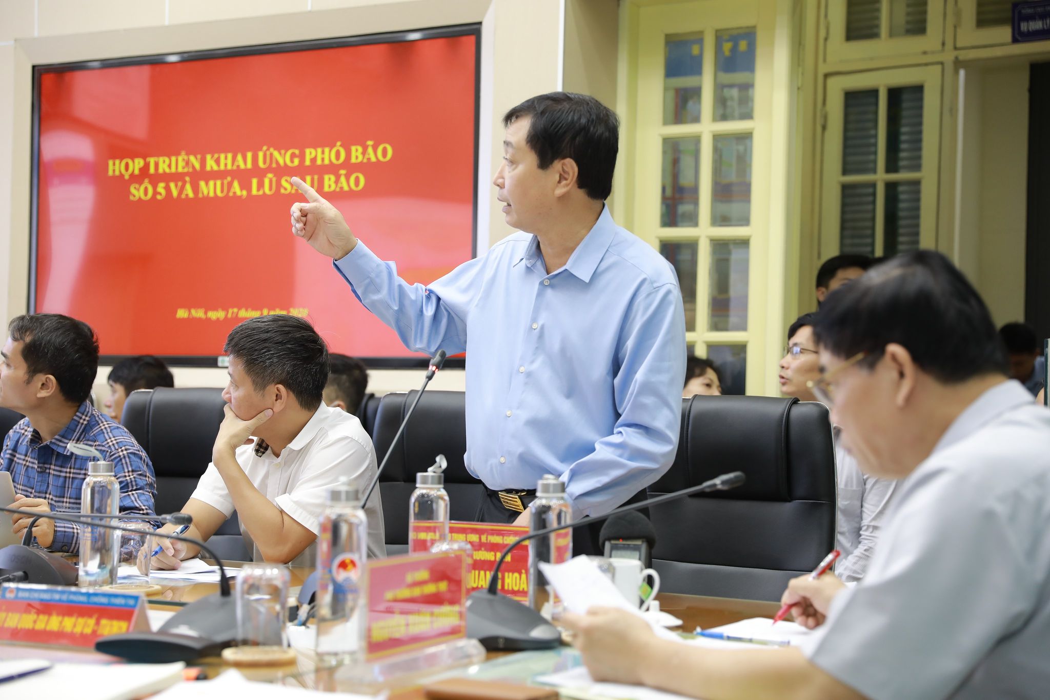   Ông Trần Quang Hoài Tổng cục trưởng Tổng cục Phòng chống thiên tai nói về việc sơ tán trên 1,1 triệu người tránh bão - Ảnh: VGP/Đỗ Hương