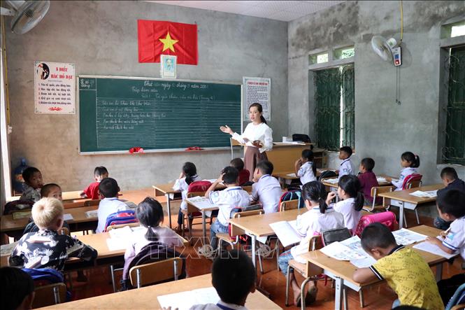  Giờ học của học sinh trường tiểu học Phổng Lái, huyện Thuận Châu, tỉnh Sơn La. Ảnh minh họa: Hữu Quyết/TTXVN