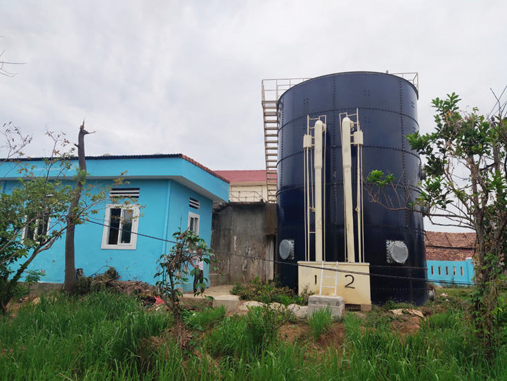 Nhà máy nước Kiến Giang (Lệ Thủy) được đầu tư khá đồng bộ đã phát huy tính hiệu quả cao trong cấp nước sinh hoạt người dân trên địa bàn thị trấn Kiến Giang.