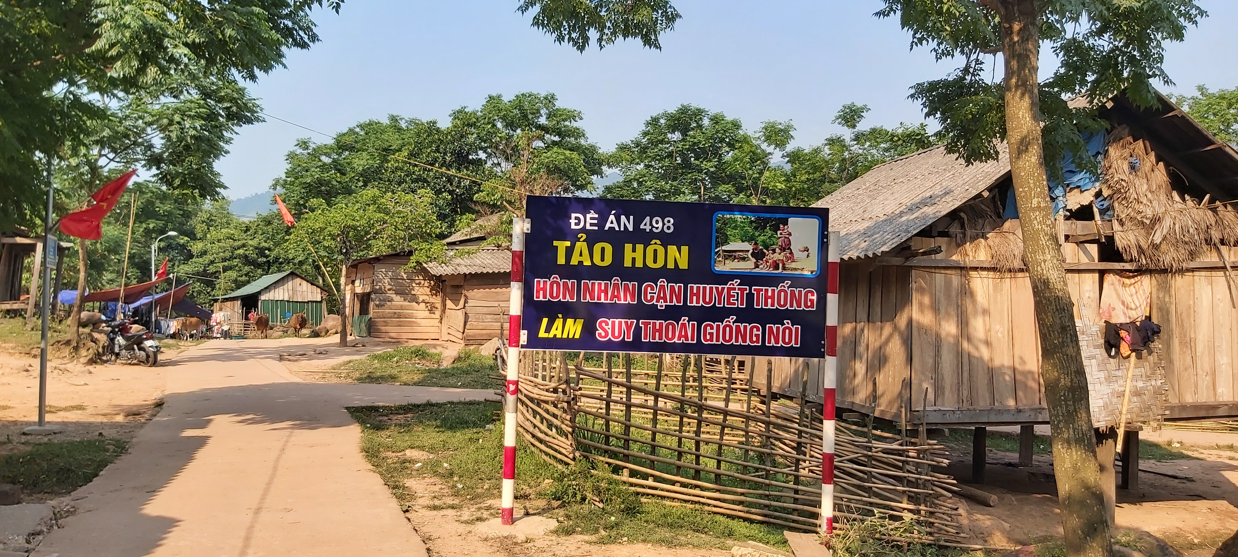   Một nội dung tuyên truyền về pháp luật ở bản Ka Ai, xã Dân Hóa, huyện Minh Hóa. 