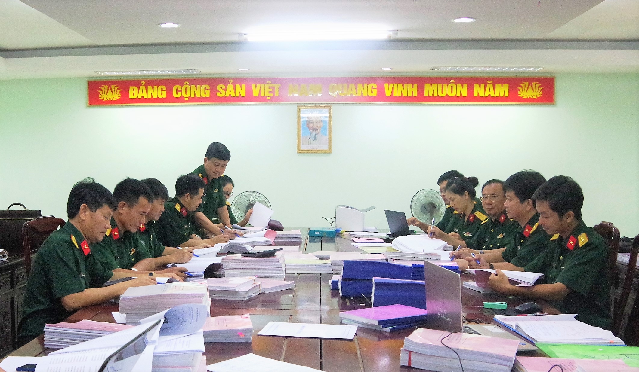 Bộ Quốc phòng kiểm tra công tác tài chính của Bộ chỉ huy Quân sự tỉnh.