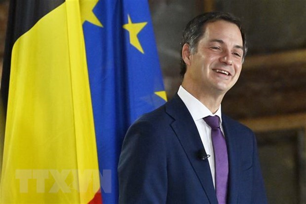  Ông Alexander De Croo phát biểu với báo giới tại thủ đô Brussels sau khi được đề cử làm Thủ tướng Bỉ ngày 30-9-2020. (Ảnh: AFP/TTXVN)