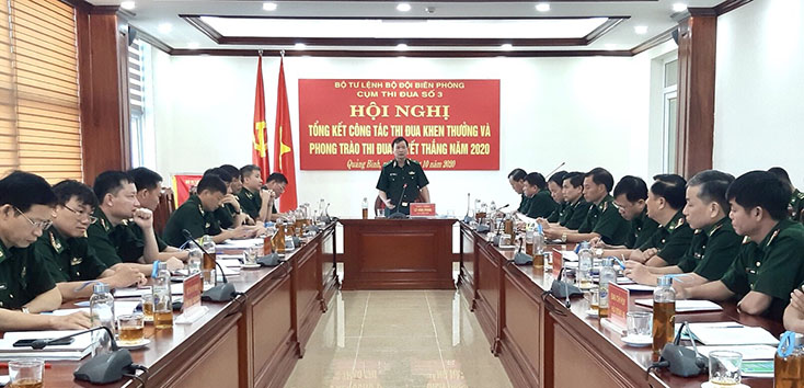  Thiếu tướng Lê Văn Phúc, Phó Tư lệnh BĐBP phát biểu chỉ đạo hội nghị