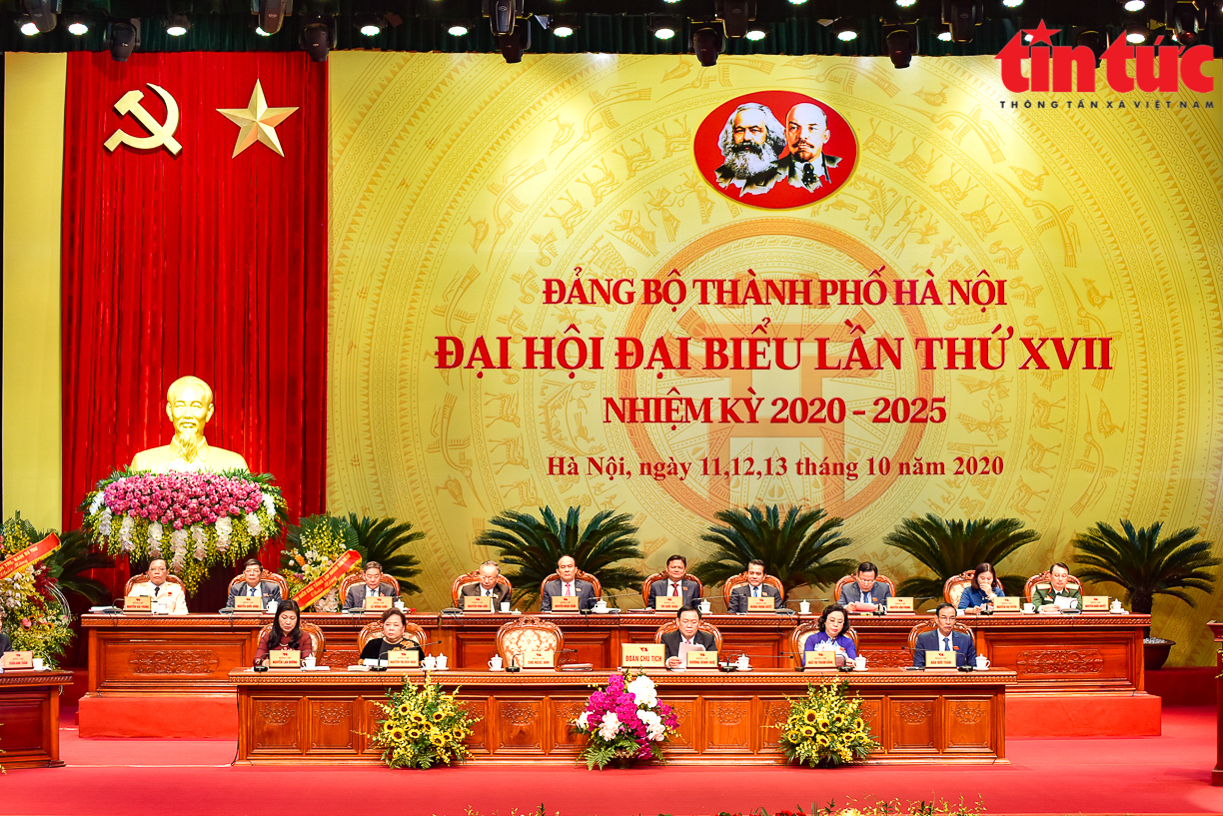  Phiên họp thứ hai, Đảng bộ TP Hà Nội khóa XVII (ngày 13-10).