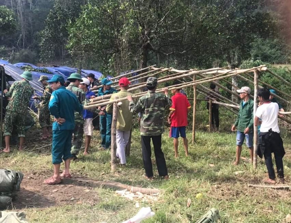 Đến thời điểm hiện tại, đã dựng được 23 lán trại và lều bạt.