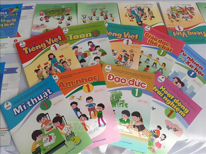   Đại diện Bộ GD&ĐT đã nhận trách nhiệm về một số điểm chưa phù hợp trong sách giáo khoa môn Tiếng Việt lớp 1 của bộ sách  