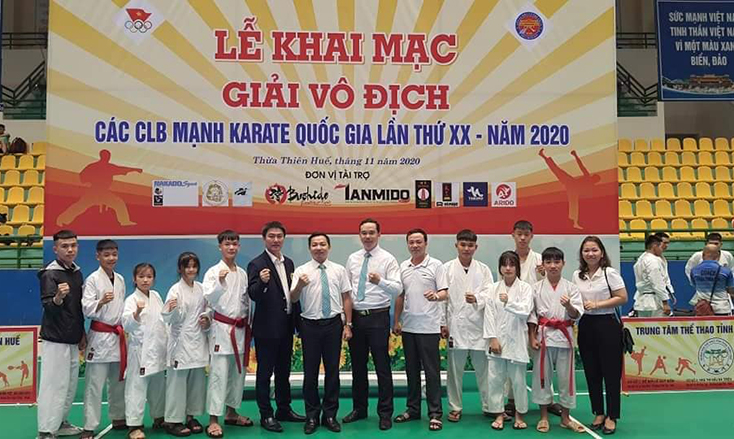 Thành phần đội tuyển Karate Quảng Bình tham dự giải đấu.