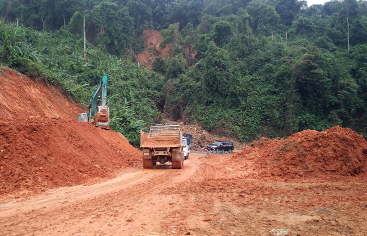  Những nỗ lực giải tỏa sạt lở của Công ty cổ phần sửa chữa đường bộ và xây dựng tổng hợp Quảng Bình 