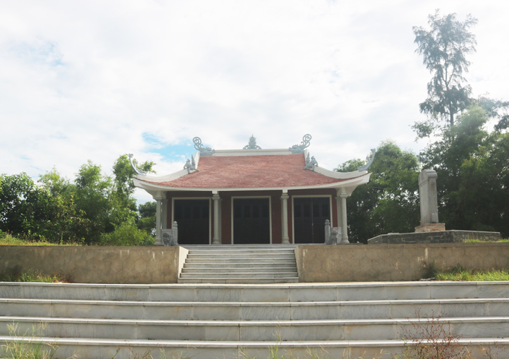 Nhà thờ của Đông các Đại học sĩ Võ Xuân Cẩn tại xã Cam Thủy, huyện Lệ Thủy.