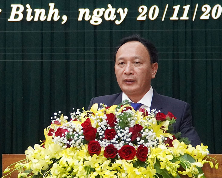 Đồng chí Chủ tịch HĐND tỉnh Trần Hải Châu phát biểu nhận nhiệm vụ