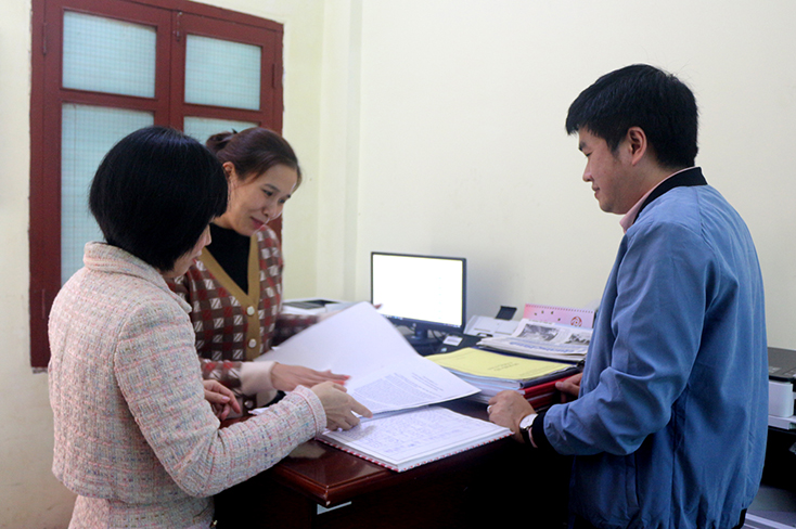 Công tác tiếp nhận và giải quyết TTHC tại Ngân hàng Nhà nước chi nhánh Quảng Bình được thực hiện nhanh chóng, kịp thời.